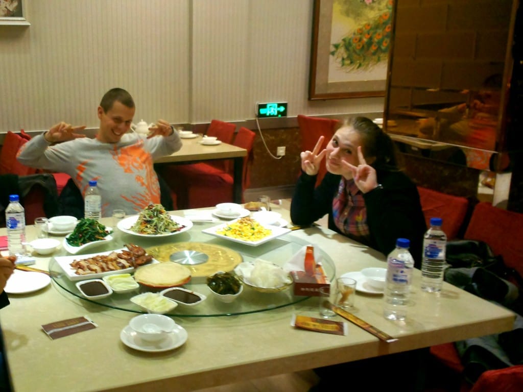 столы в китайских ресторанах